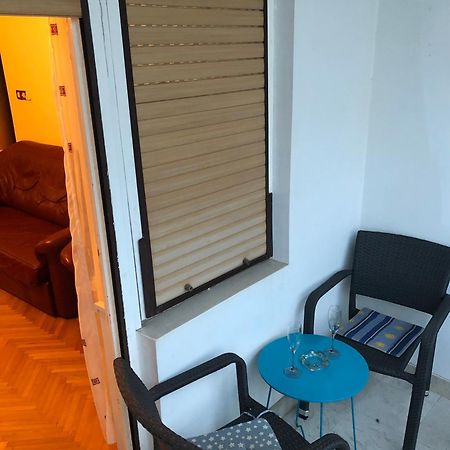 Ferienwohnung Apartman Luka + Free Parking Zadar Exterior foto